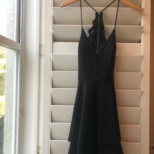 Black dress (formal)